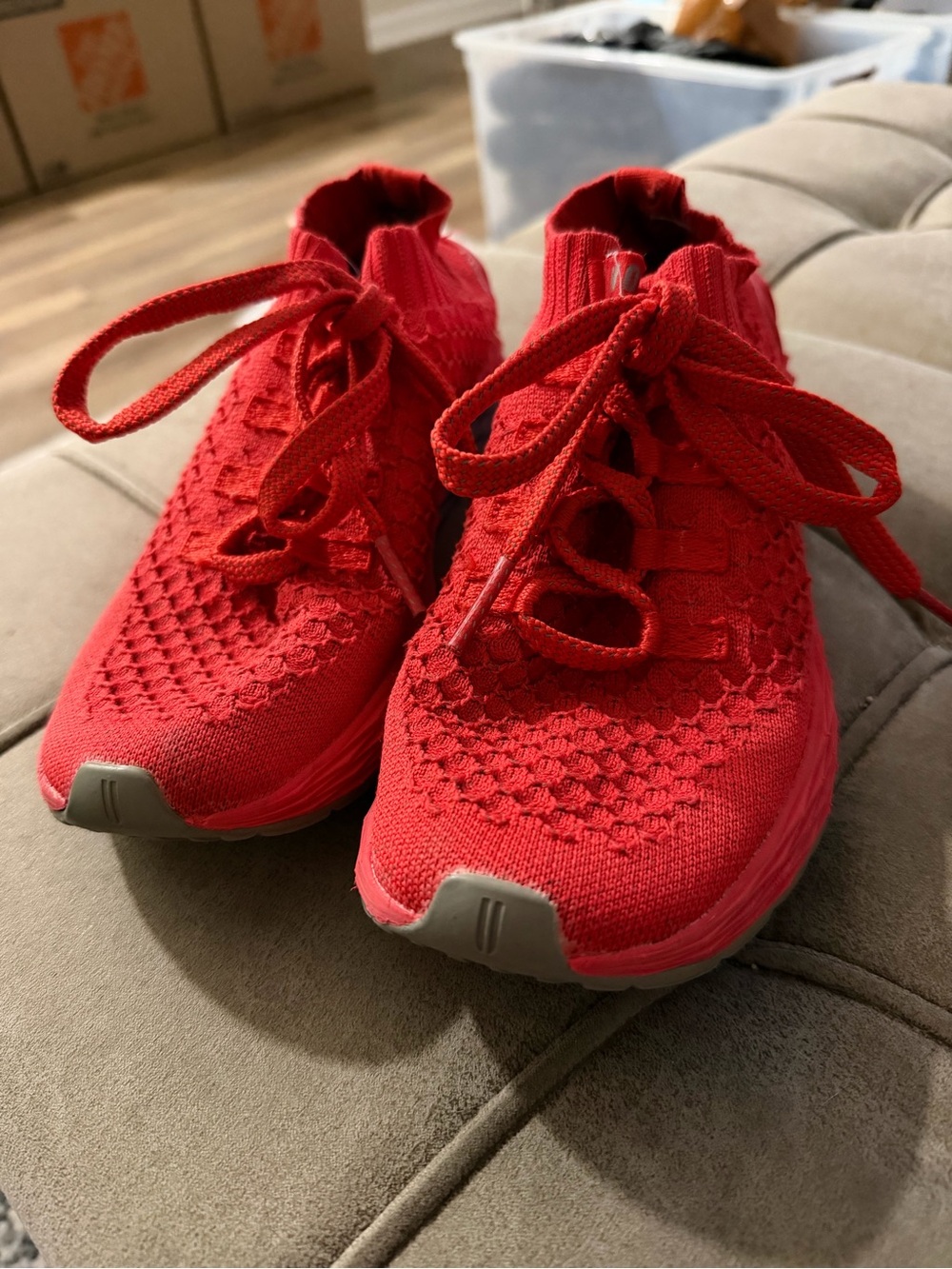 NOBULL Women’s Red Knit Training Running Shoes Sneakers Size 8.5